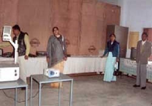 PD Mahila Degree College Farrukhabad Academic Building photo 3